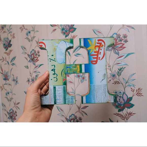 Letter “H” Wall/Table Object - Picture 2 of 9